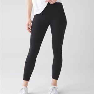 Lululemon Align High Rise Legging 25in Black -- Size 6